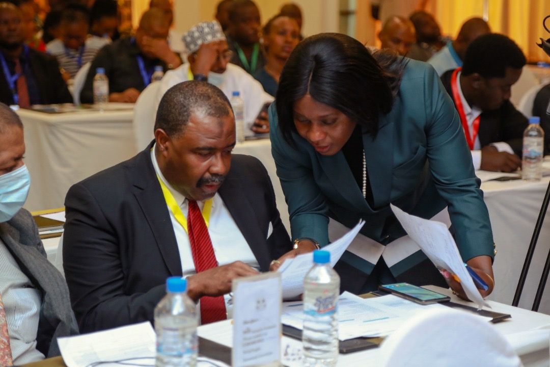 dc554438-f400-4bb7-af7b-796c1c13afbe